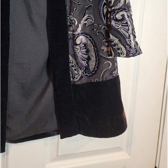Chicos Travelers Black And Gray Paisley Print Velvet Open Front Long Cardigan M - Picture 4 of 7